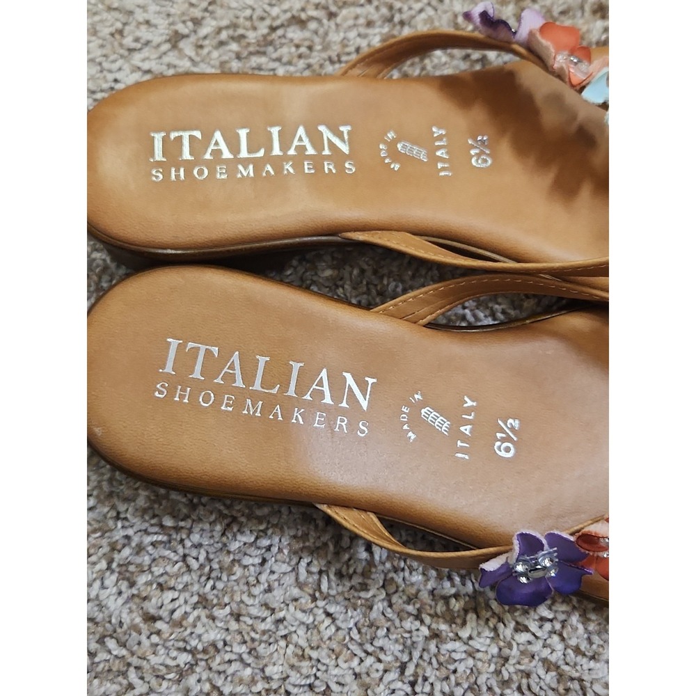 Italiana by ltalian Shoemakers Adara Floral Tan Leather Thong Sandals Size 6.5 - Picture 5 of 6